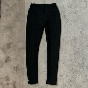 Viral TikTok Butt Scrunched Leggings